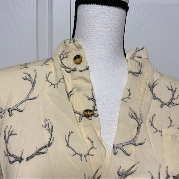 unique antlers on an ivory colored button down top - Picture 3 of 10